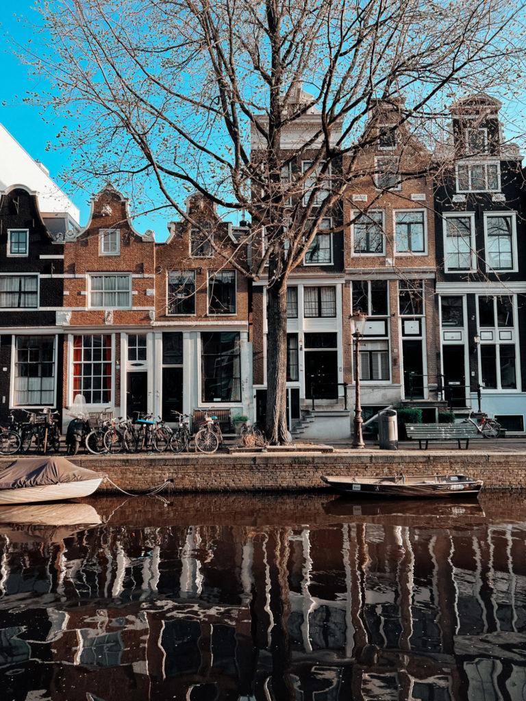 Grachtenpand in Amsterdam